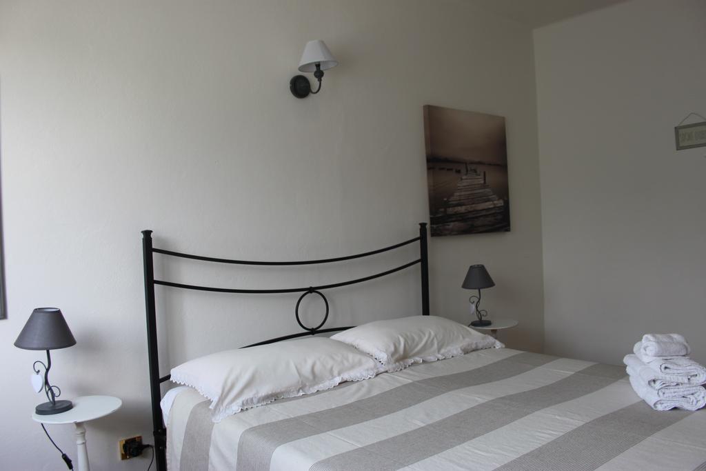 Bed And Breakfast Anna Isera Екстериор снимка